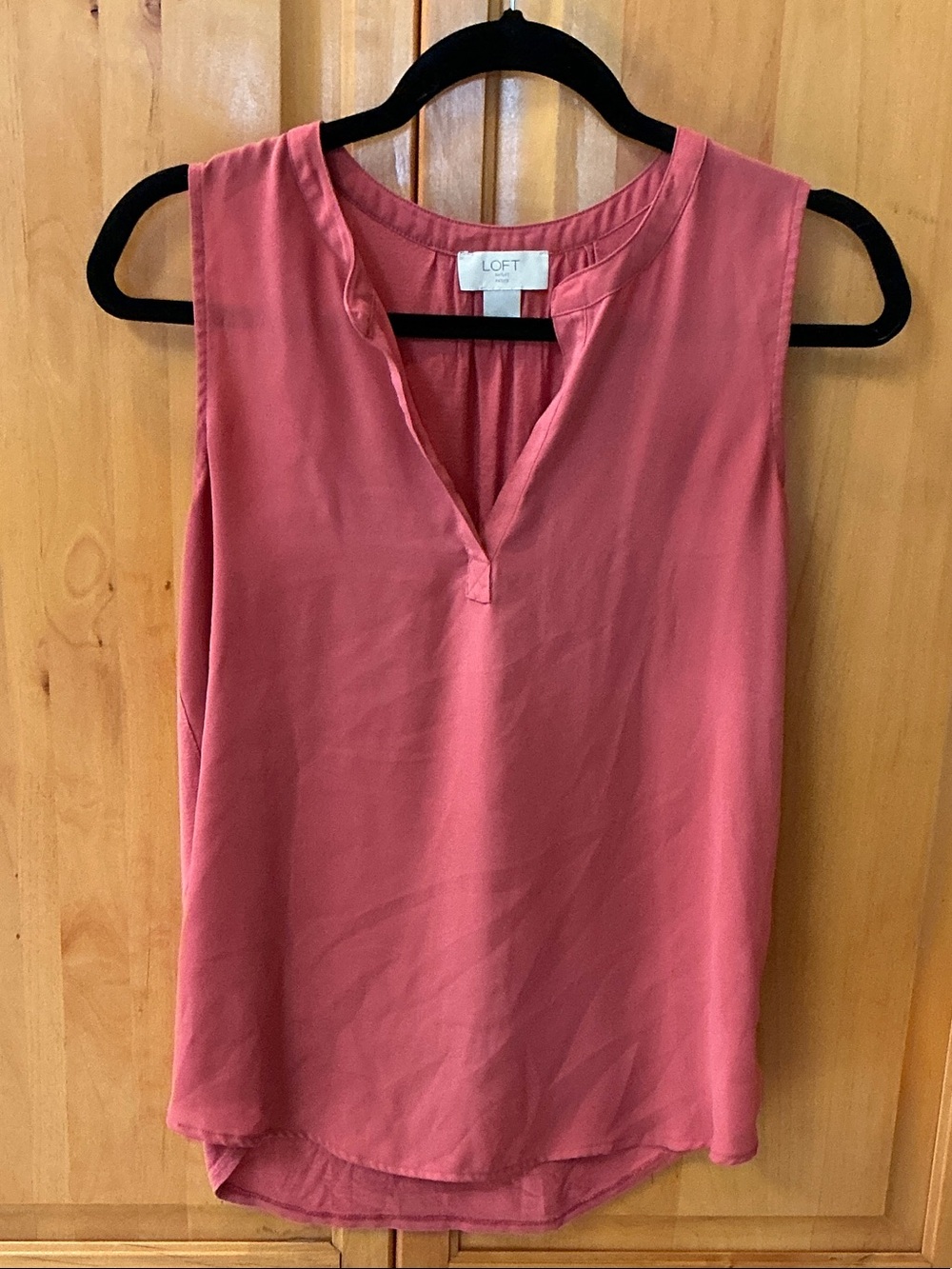 LOFT Rose Pink Sleeveless Split-Neck Blouse